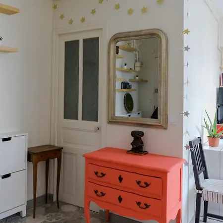 Apartamento Charming Studio Near Chateau De *